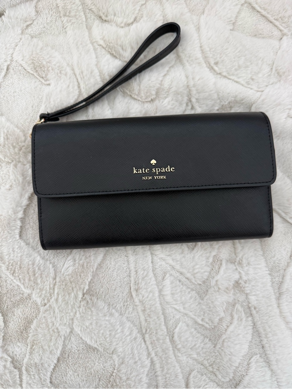 kate spade black saffiano wristlet clutch with gold logo